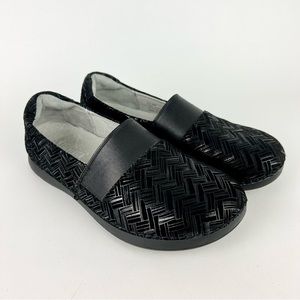 Alegria Womens Glee Interlockin Black Leather Loafer Zig Zag size 37 US 6.5 7